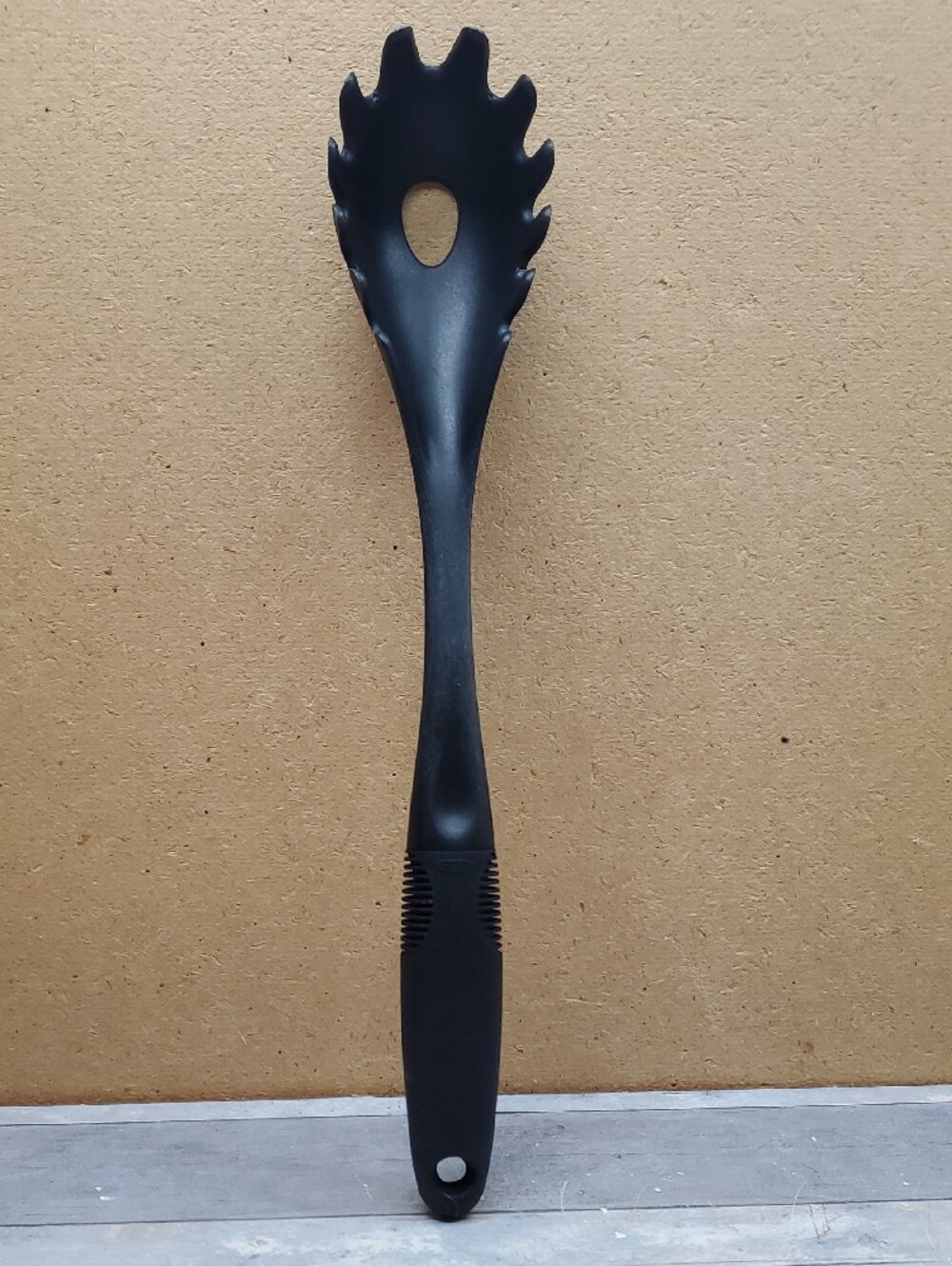OXO Good Grips Spaghetti Server, Nylon and Silicone, Black 14 Inches